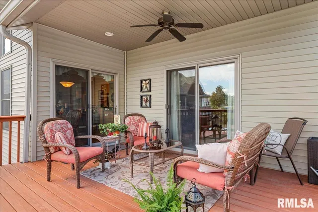 $500,000 | 427 Spring Ridge, Rochester, IL 62563