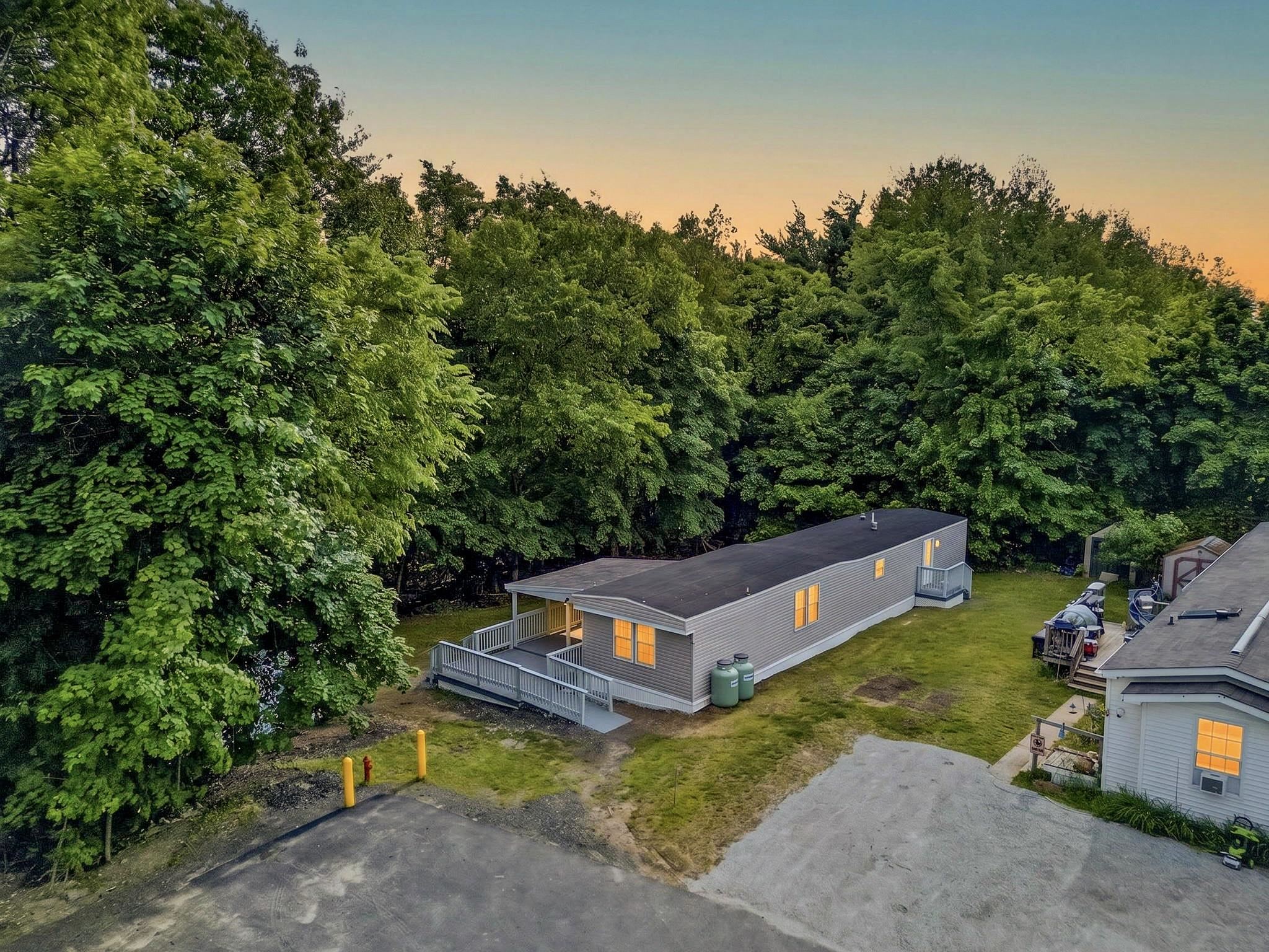 85 Coffin Road, Unit 20 Epping, NH 03042 - Photo 36 of 37