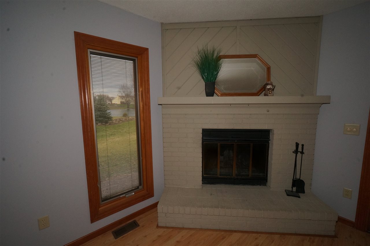 9203 Springbreeze Ct. Fort Wayne, IN 46804 - Photo 11 of 35 Gallery Image 11