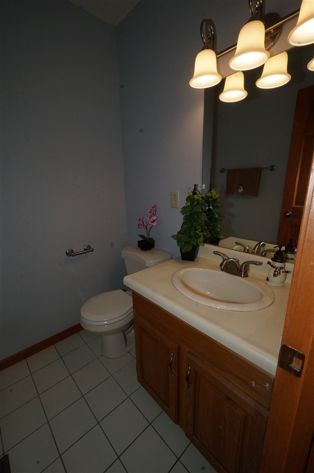 9203 Springbreeze Ct. Fort Wayne, IN 46804 - Photo 19 of 35 Gallery Image 19