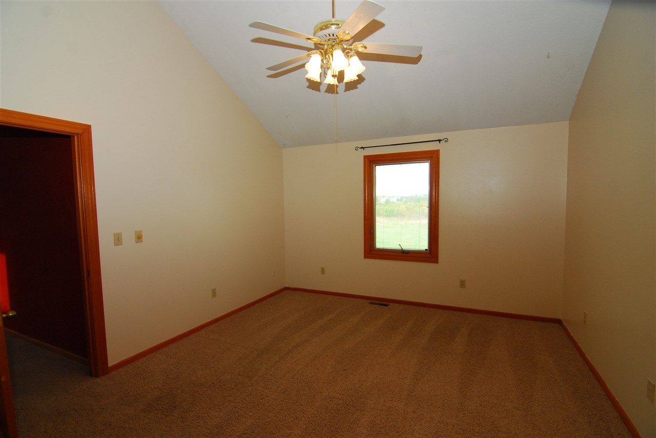 9203 Springbreeze Ct. Fort Wayne, IN 46804 - Photo 26 of 35 Gallery Image 26