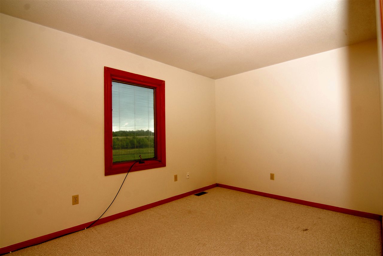 9203 Springbreeze Ct. Fort Wayne, IN 46804 - Photo 31 of 35 Gallery Image 31