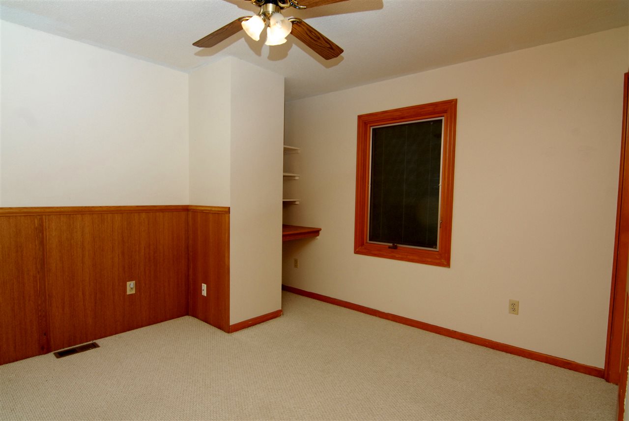 9203 Springbreeze Ct. Fort Wayne, IN 46804 - Photo 32 of 35 Gallery Image 32