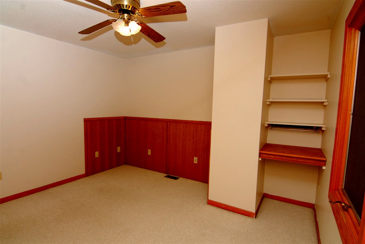 9203 Springbreeze Ct. Fort Wayne, IN 46804 - Photo 33 of 35 Gallery Image 33