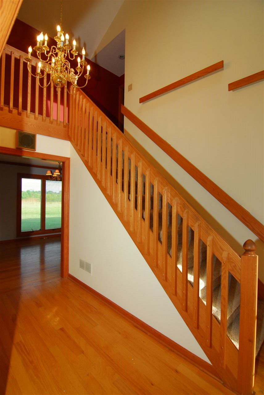 9203 Springbreeze Ct. Fort Wayne, IN 46804 - Photo 8 of 35 Gallery Image 8