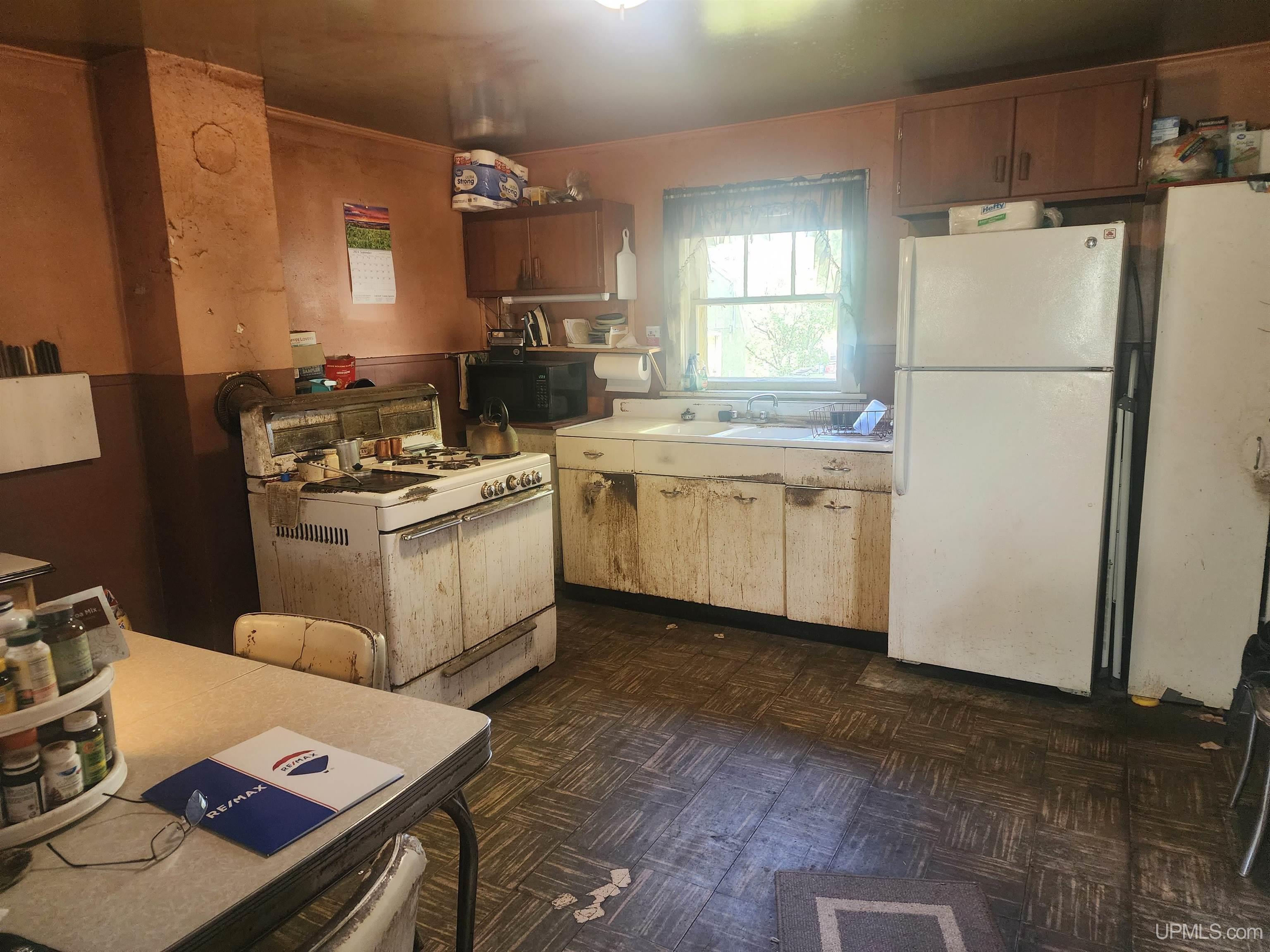 25282 Bridge Street Calumet, MI 49913 - Photo 8 of 16 Gallery Image 8