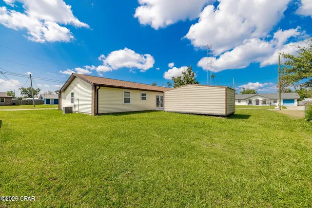 $289,000 | 502 East Pine Forest Drive, Lynn Haven, FL 32444