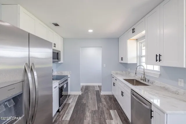 $289,000 | 502 East Pine Forest Drive, Lynn Haven, FL 32444