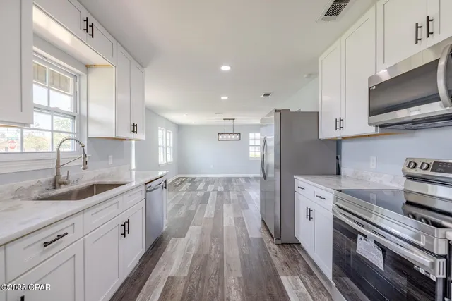 $289,000 | 502 East Pine Forest Drive, Lynn Haven, FL 32444