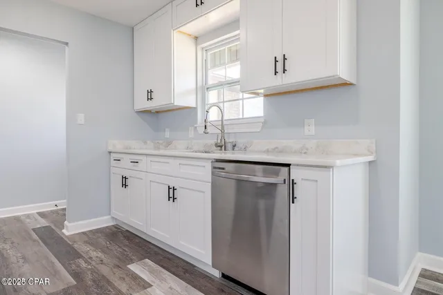 $289,000 | 502 East Pine Forest Drive, Lynn Haven, FL 32444