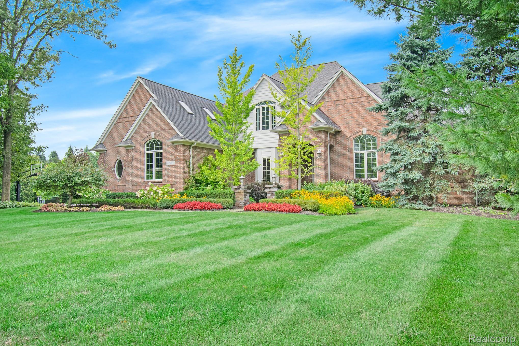 60727 Kunstman Road Ray, MI 48096 - Photo 2 of 21 190903-Srouji-60727-Kunstman_1.jpg