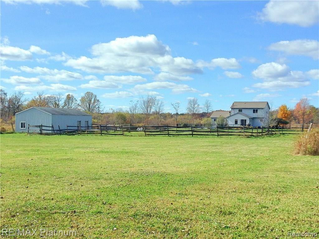 4392 Musson Road Fenton, MI 48430 - Photo 2 of 21 Gallery Image 2