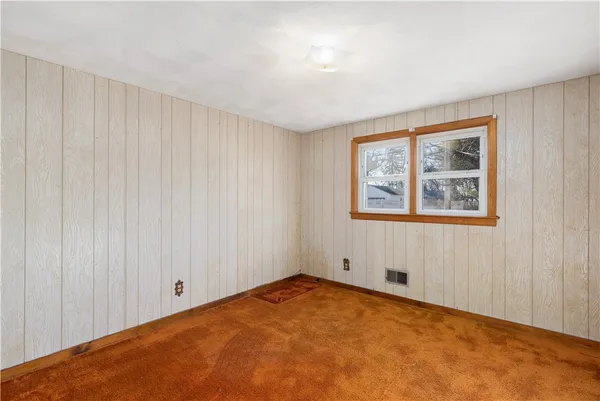 $350,000 | 130 Brentwood Avenue, Warwick, RI 02886