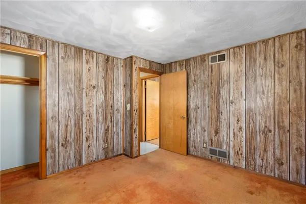 $350,000 | 130 Brentwood Avenue, Warwick, RI 02886