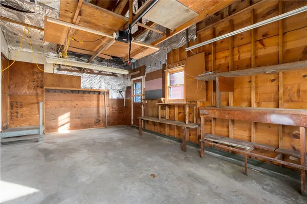 $350,000 | 130 Brentwood Avenue, Warwick, RI 02886