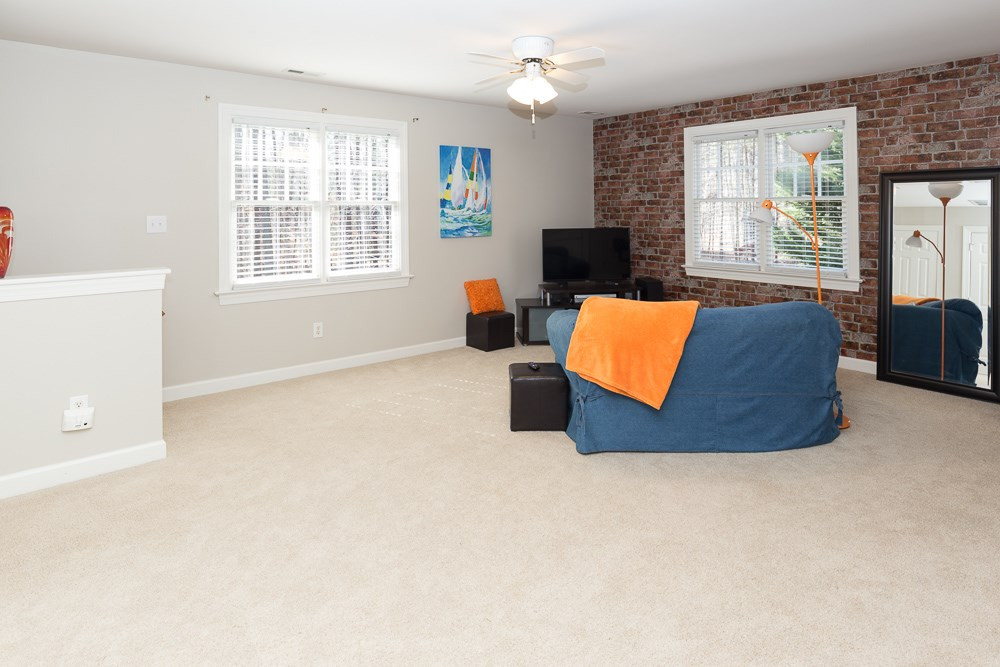 5817 North Hawthorne Way Raleigh, NC 27613 - Photo 20 of 25 Photo 20