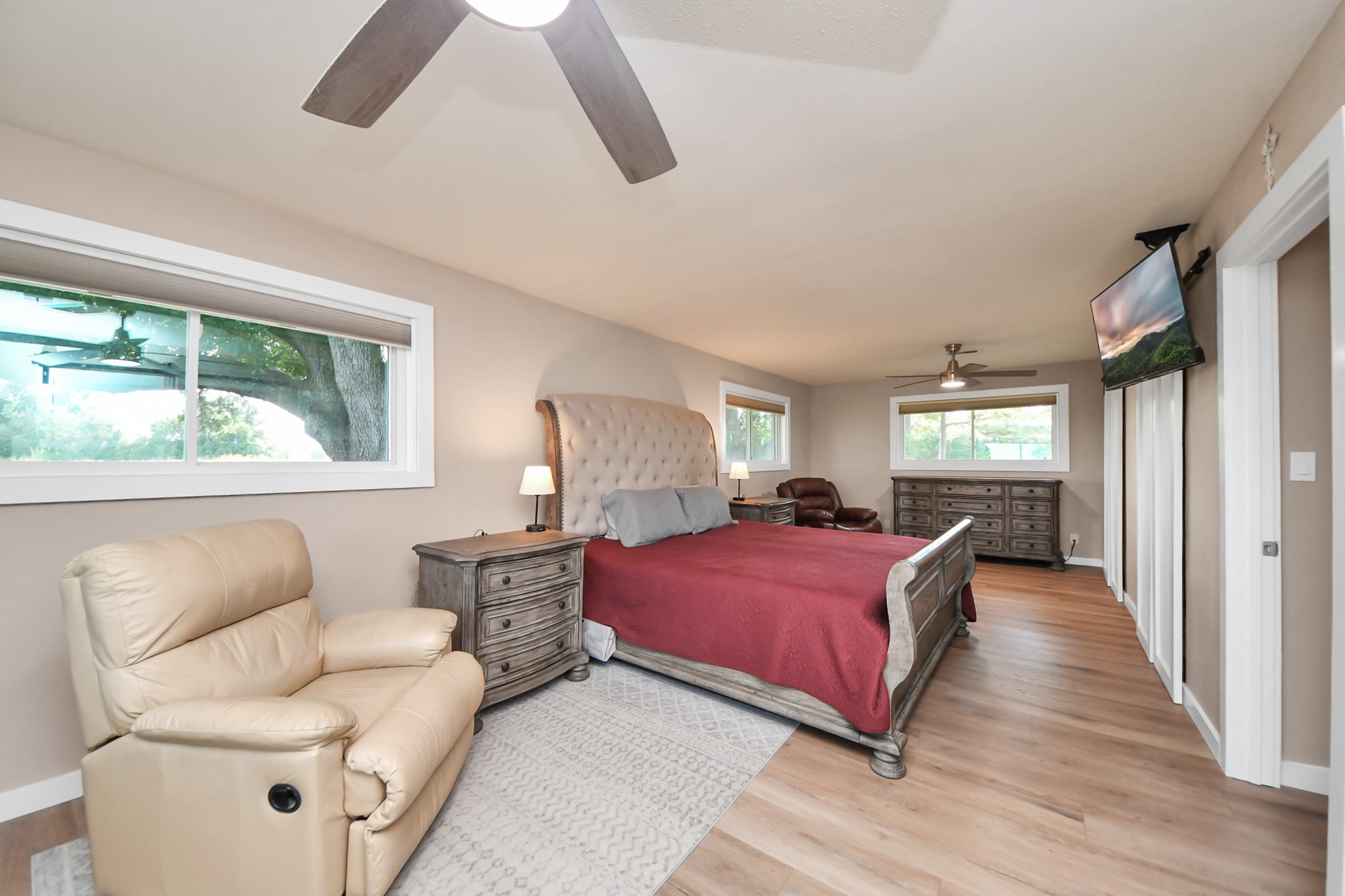 6515 Williams School Road Needville, TX 77461 - Photo 17 of 45 Gallery Image 17