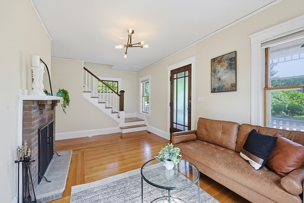 138 Marble Street Stoneham, MA 02180 - Photo 8 of 41