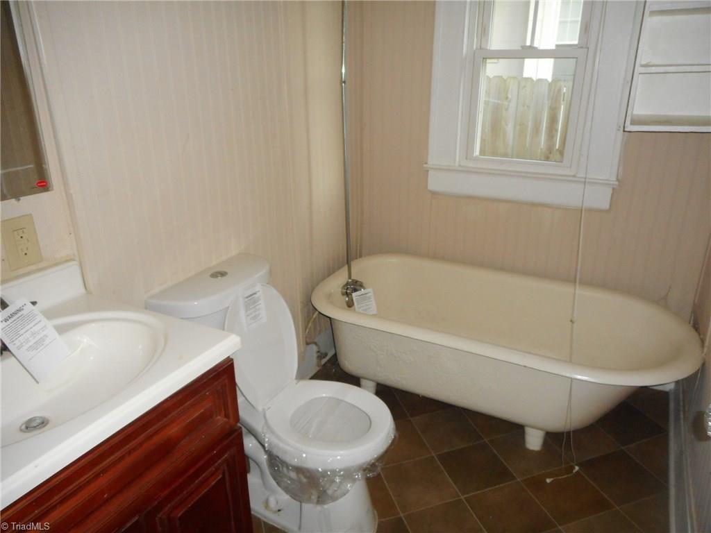 212 Grand Street High Point, NC 27260 - Photo 9 of 9 Gallery Image 9