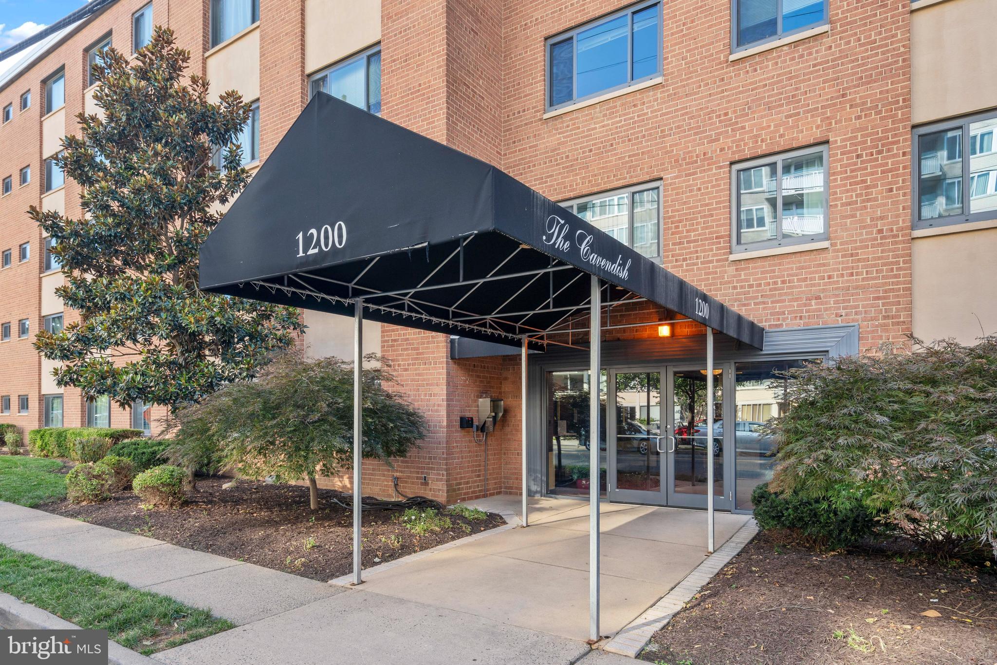 1200 South Arlington Ridge Road, Unit 314 Arlington, VA 22202 - Photo 3 of 23 Gallery Image 3