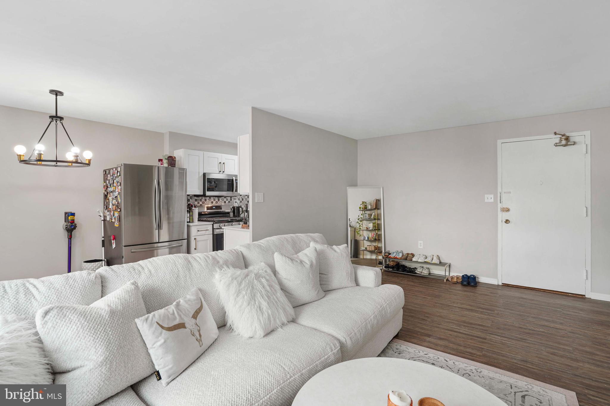 1200 South Arlington Ridge Road, Unit 314 Arlington, VA 22202 - Photo 9 of 23 Gallery Image 9