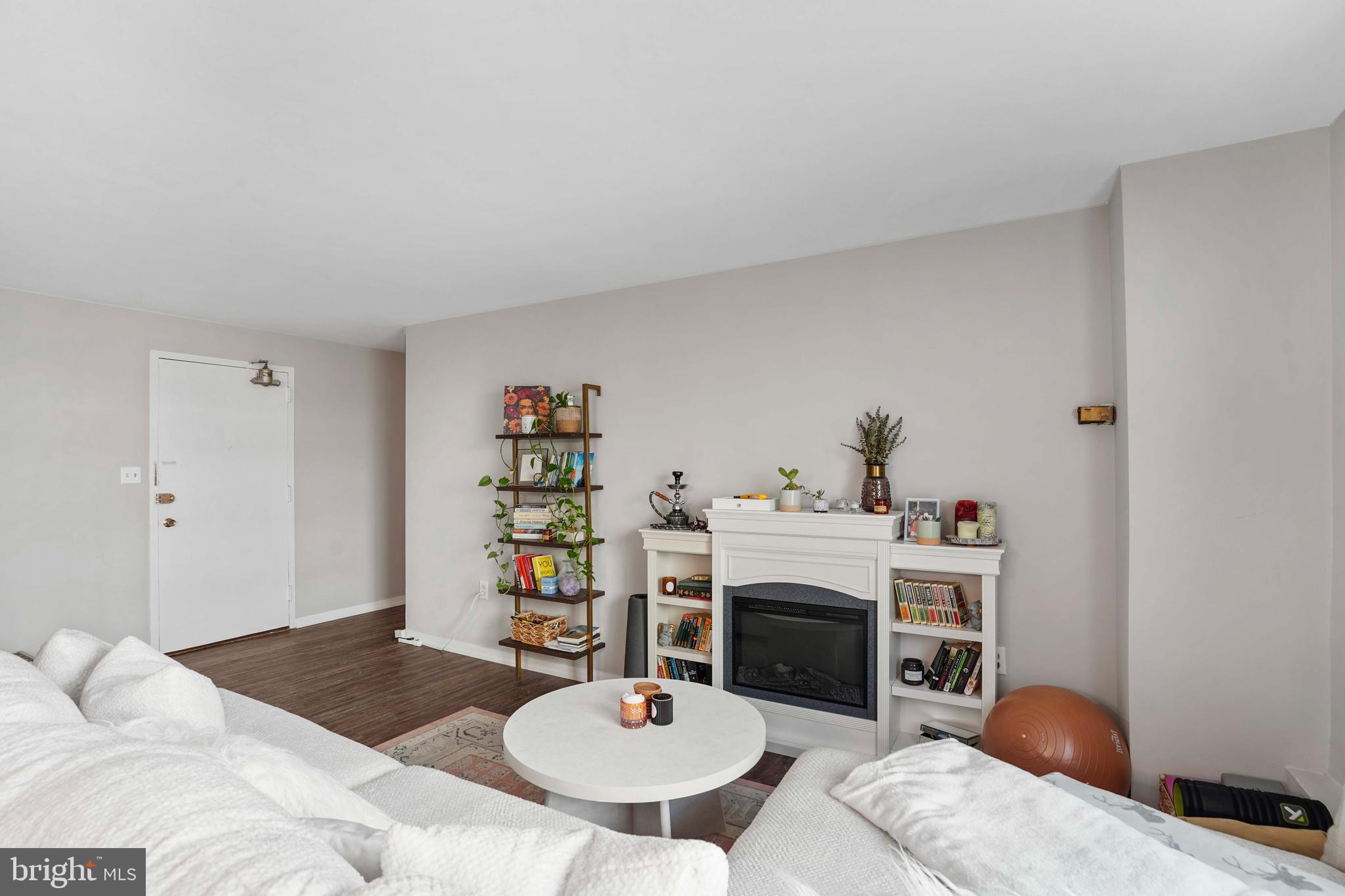1200 South Arlington Ridge Road, Unit 314 Arlington, VA 22202 - Photo 10 of 23 Gallery Image 10