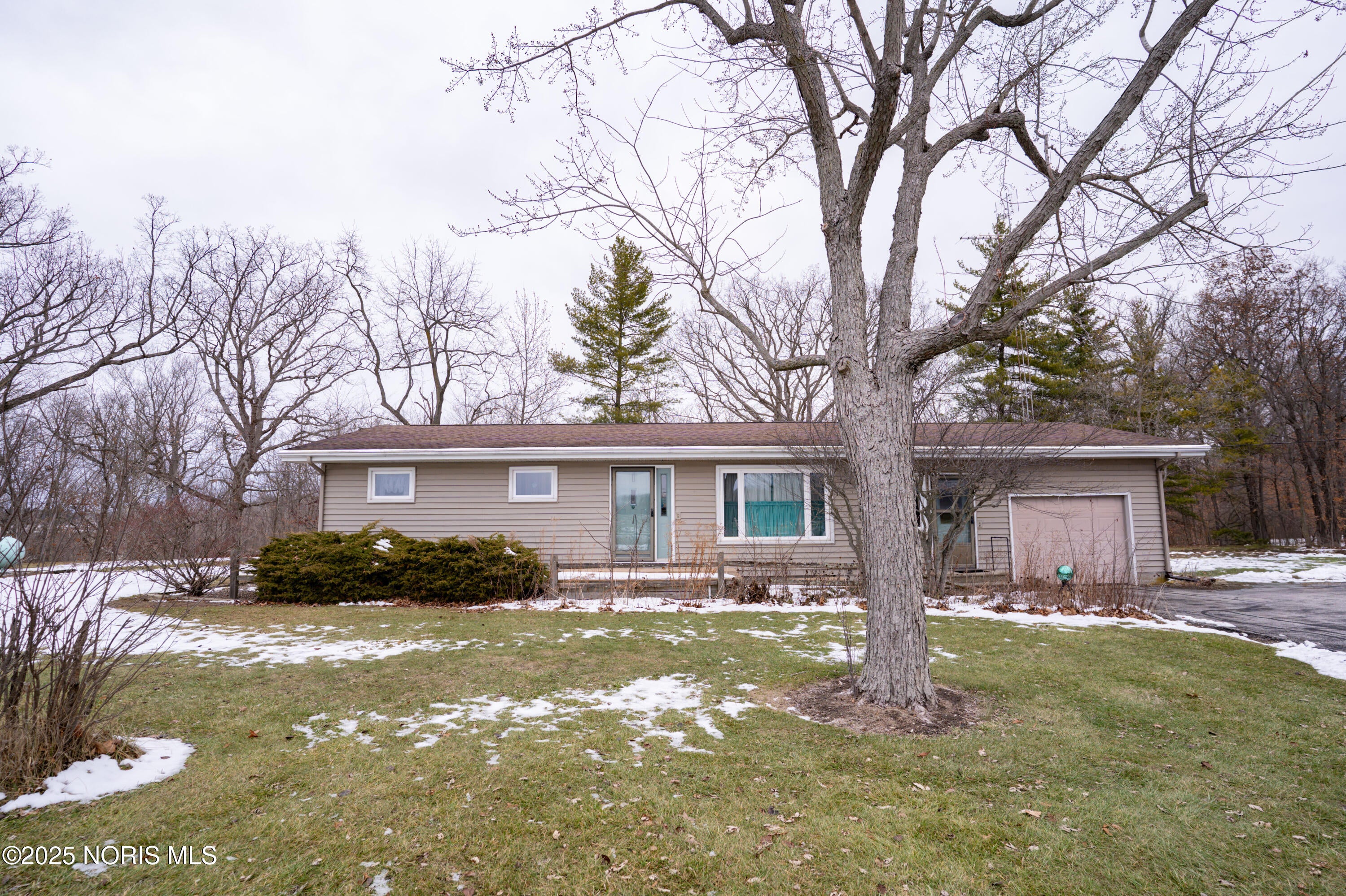 22681 Gares Road Defiance, OH 43512 - Photo 1 of 45 IMG_2444
