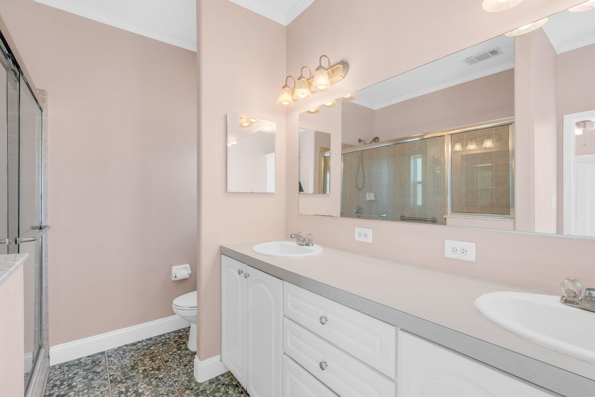 116 Long Key Road Key Largo, FL 33037 - Photo 15 of 32 Dual Sinks - Primary Bath -18