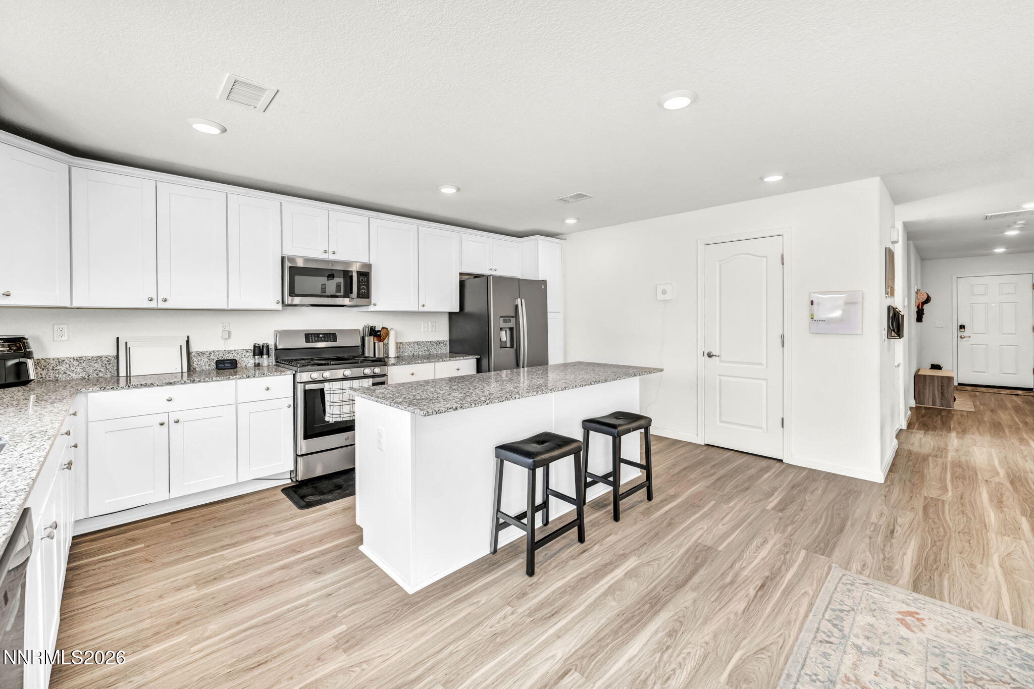 8982 Wolf River Drive Reno, NV 89506 - Photo 3 of 65 21-web-or-mls-8982-wolf-river-dr