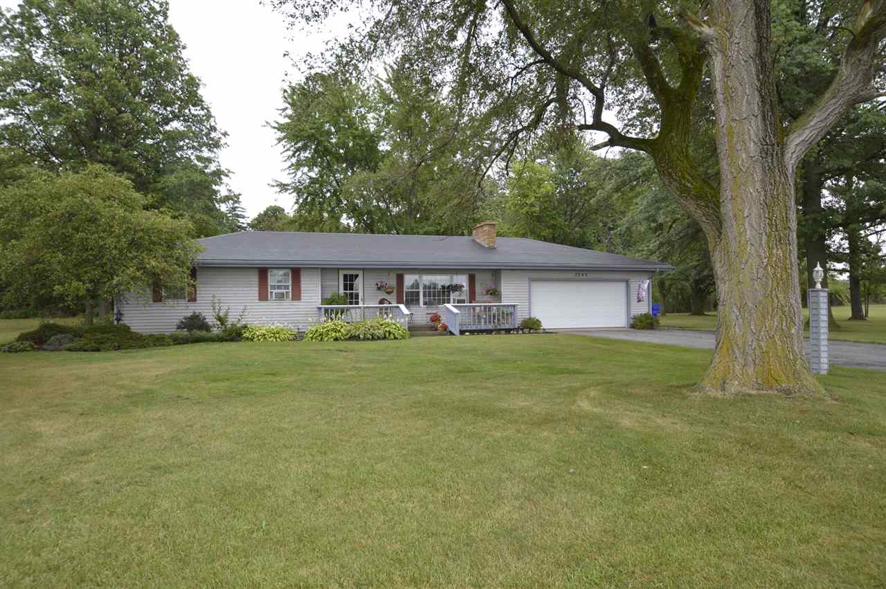 2203 West Pleasant Center Road Fort Wayne, IN 46819 - Photo 1 of 32 Gallery Image 1