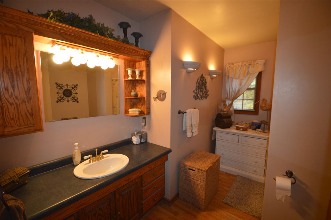 2203 West Pleasant Center Road Fort Wayne, IN 46819 - Photo 14 of 32 Gallery Image 14
