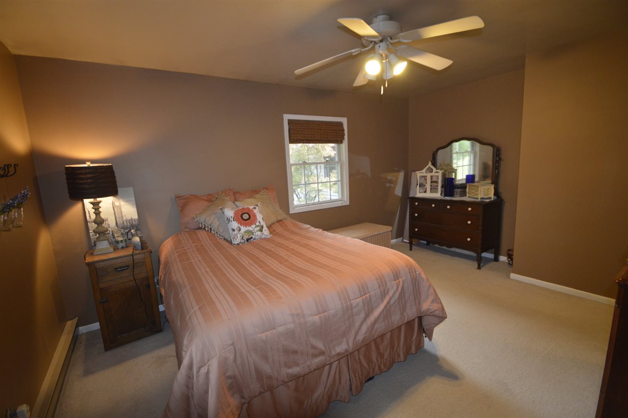 2203 West Pleasant Center Road Fort Wayne, IN 46819 - Photo 17 of 32 Gallery Image 17