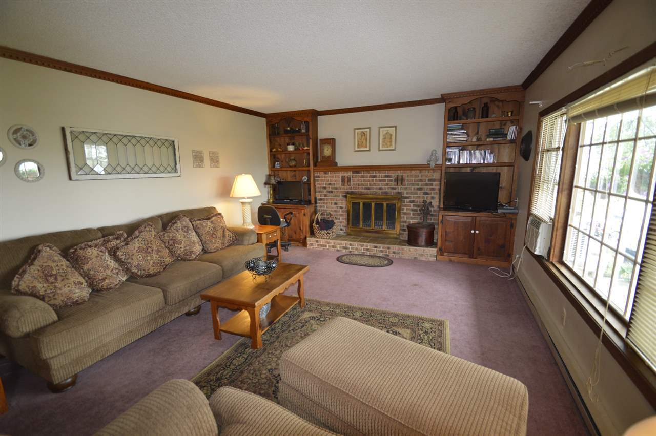 2203 West Pleasant Center Road Fort Wayne, IN 46819 - Photo 6 of 32 Gallery Image 6