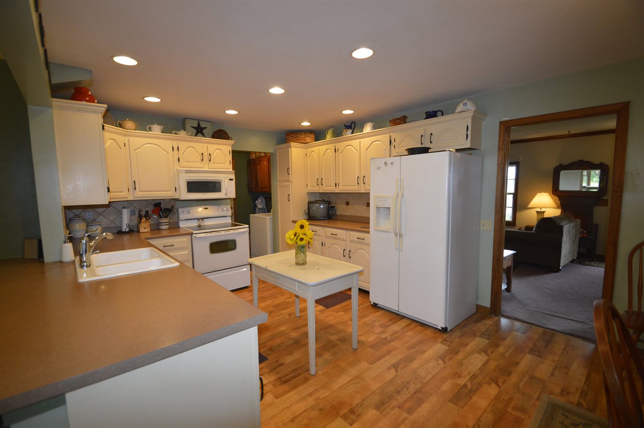 2203 West Pleasant Center Road Fort Wayne, IN 46819 - Photo 8 of 32 Gallery Image 8