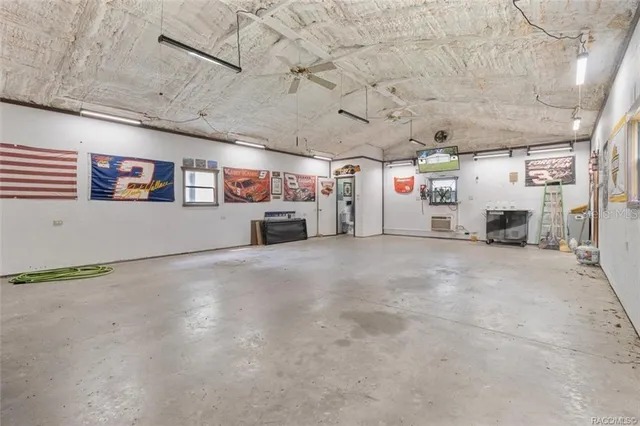 $189,900 | 241 Hudson Street, Inglis, FL 34449