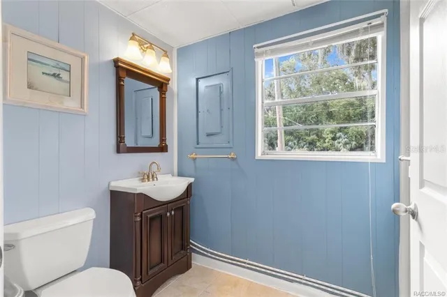 $189,900 | 241 Hudson Street, Inglis, FL 34449