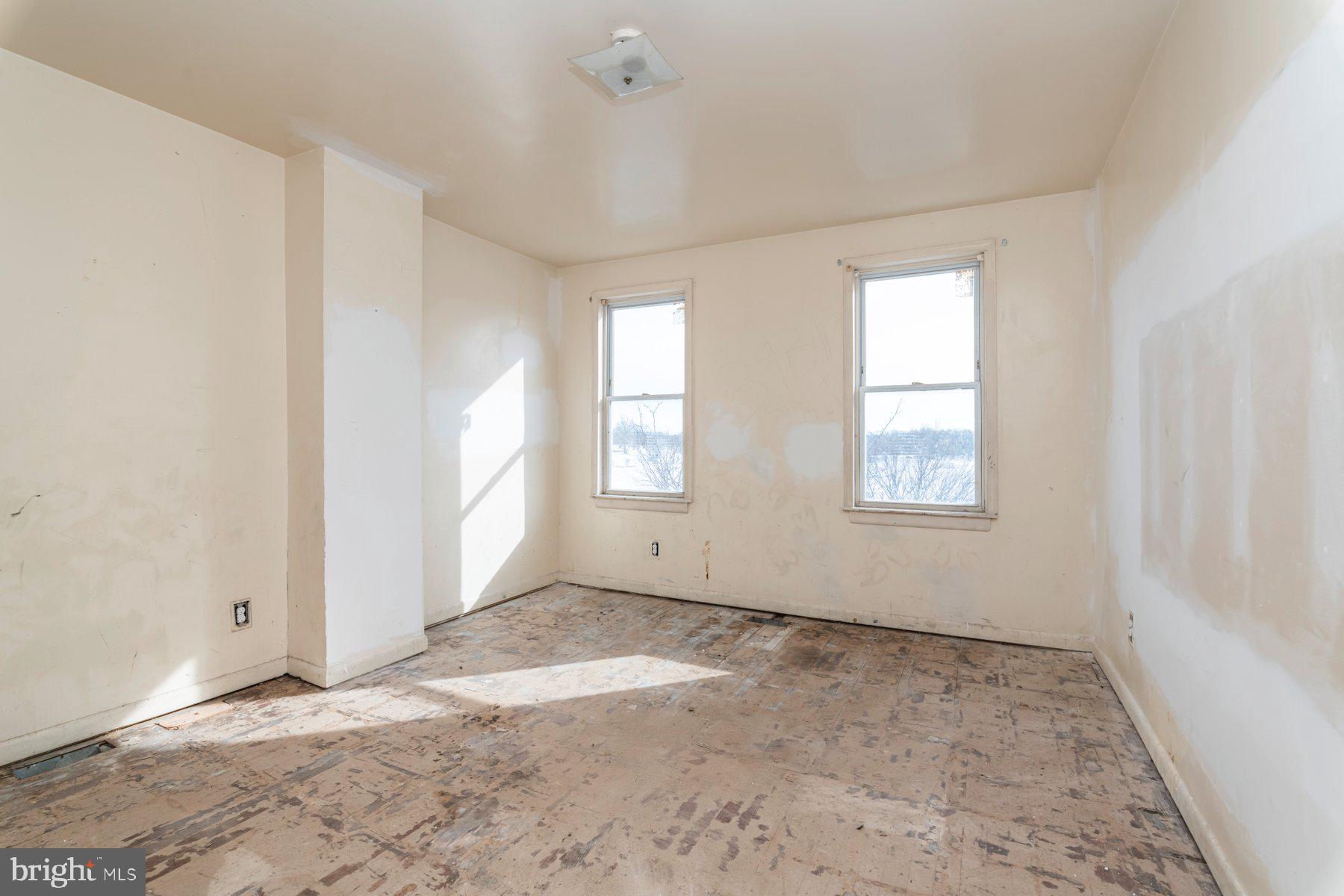 2532 Harford Road Baltimore, MD 21218 - Photo 21 of 25 Gallery Image 21