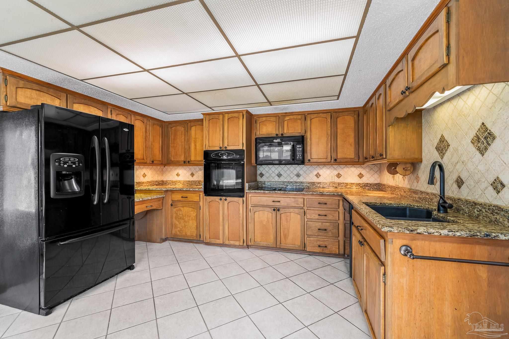 5475 Flax Road Pensacola, FL 32504 - Photo 10 of 39 Gallery Image 10
