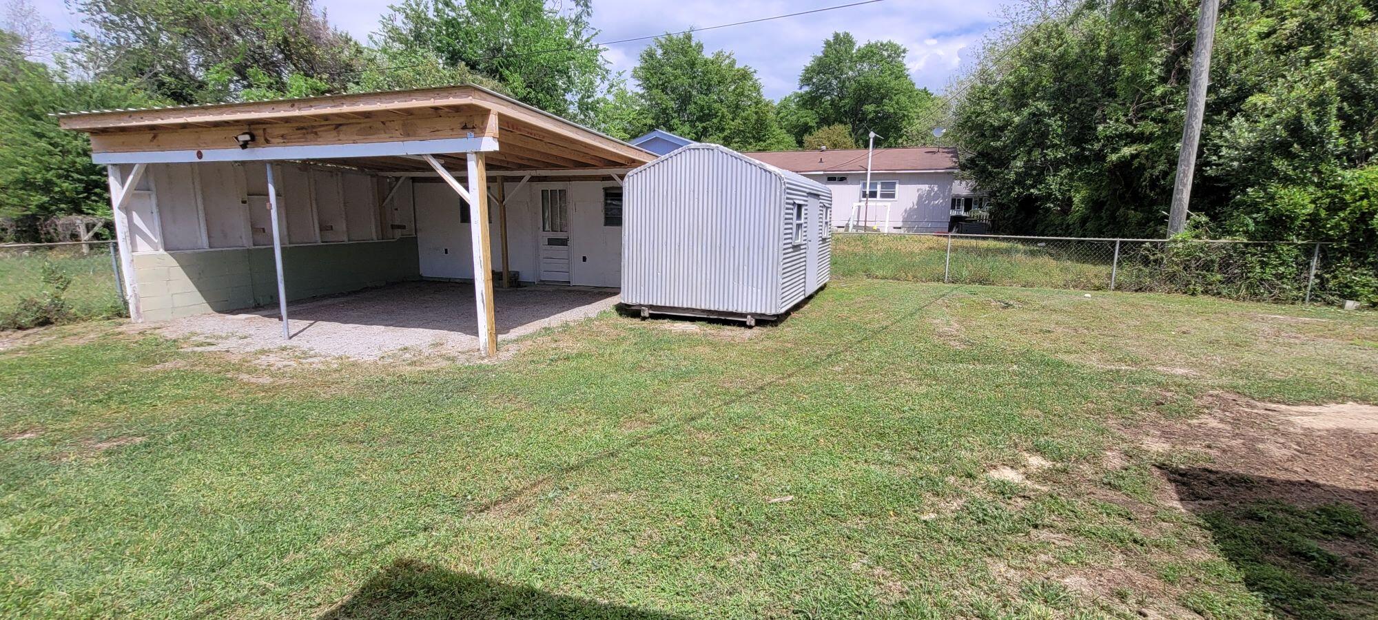 924 Mockingbird Lane Aiken, SC 29803 - Photo 3 of 15 STORAGEWORKSHOP