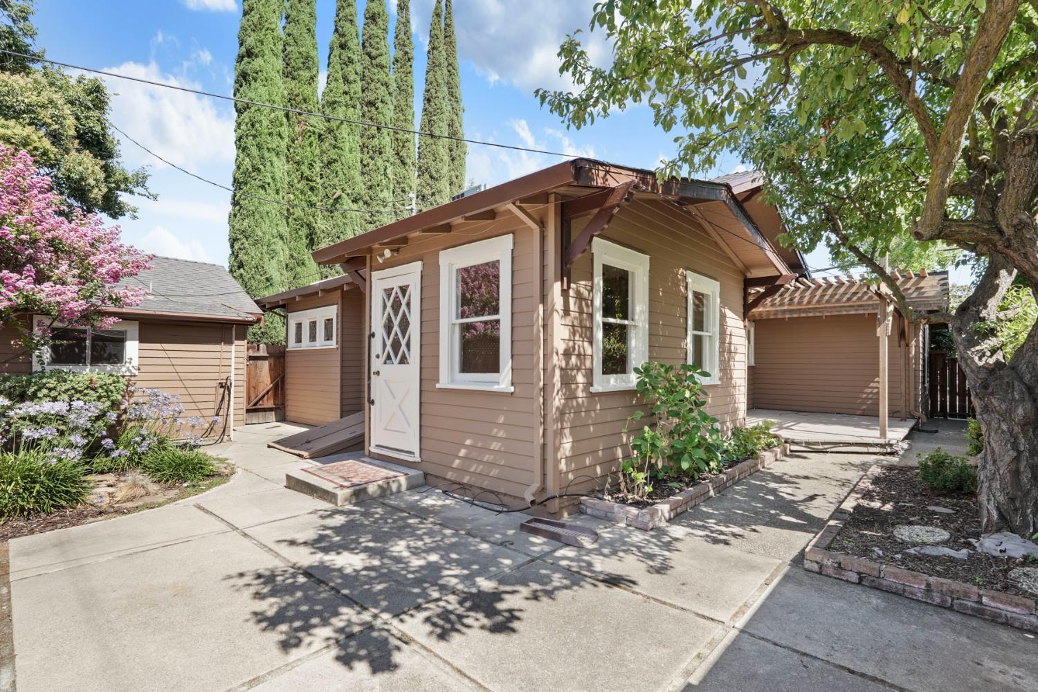 411 Bedford Road Stockton, CA 95204 - Photo 36 of 45