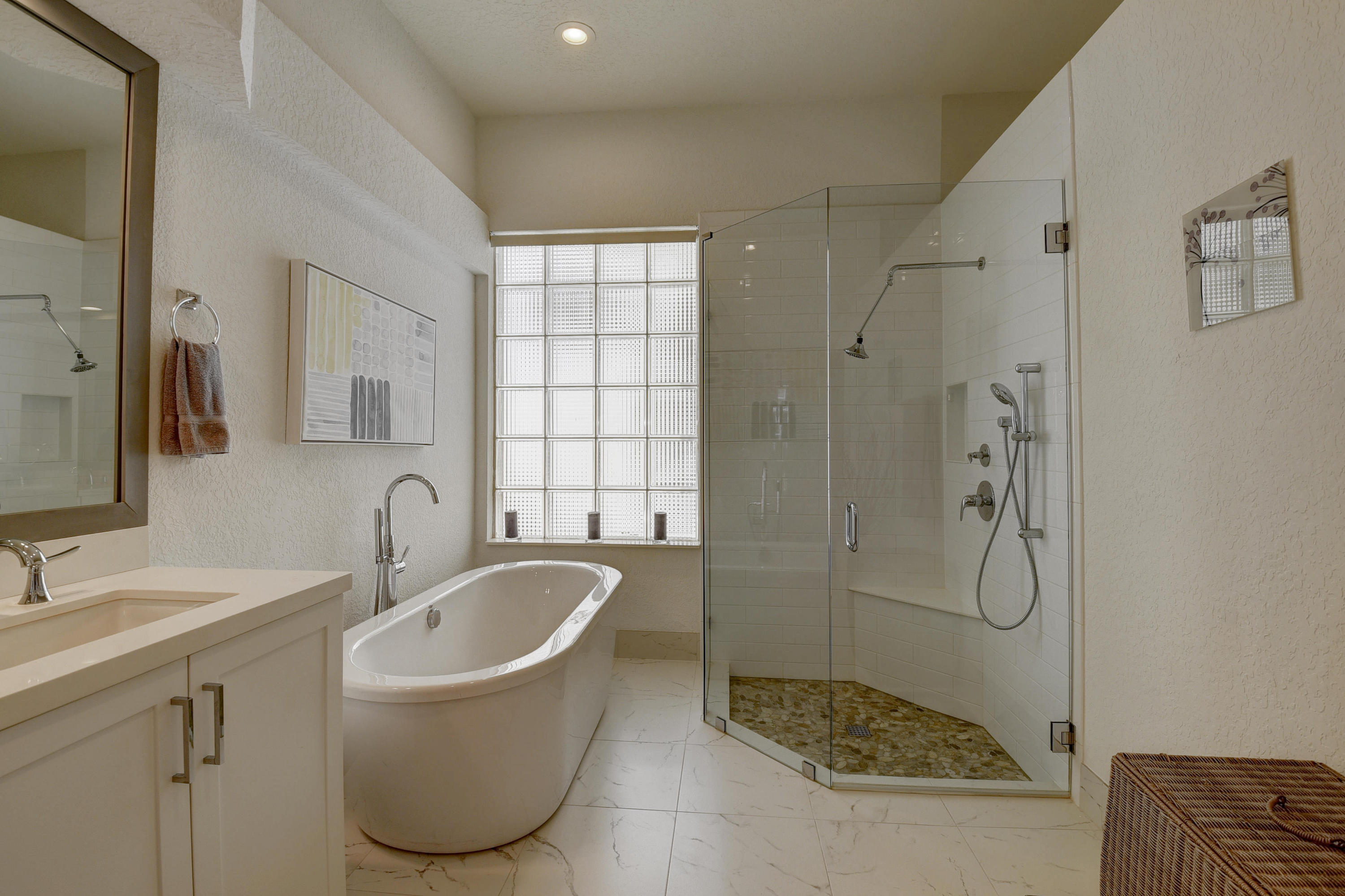 4247 Northwest 64th Lane Boca Raton, FL 33496 - Photo 13 of 22 Master Bathroom - 2
