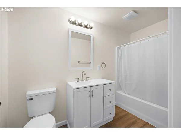 $492,500 | 181 Oak Hollow Road, Riddle, OR 97469