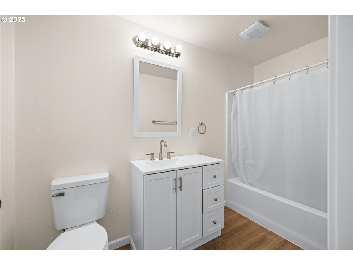 181 Oak Hollow Road Riddle, OR 97469 - Photo 22 of 24