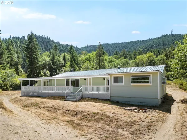 $492,500 | 181 Oak Hollow Road, Riddle, OR 97469