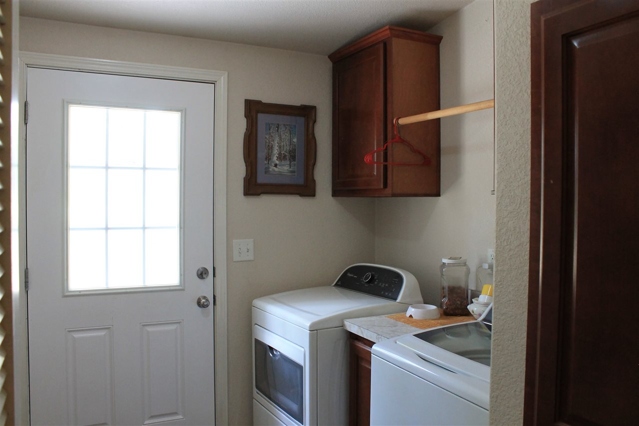 929 East Slaton Road Deer Park, WA 99006 - Photo 14 of 19 Gallery Image 14