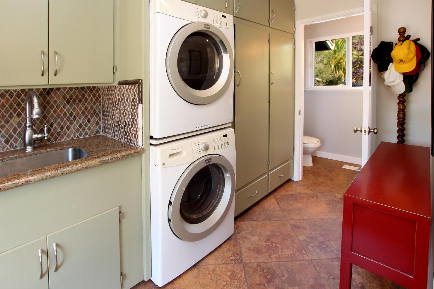 11 Oak Road Santa Cruz, CA 95060 - Photo 24 of 57 a utility room with dryer and washer