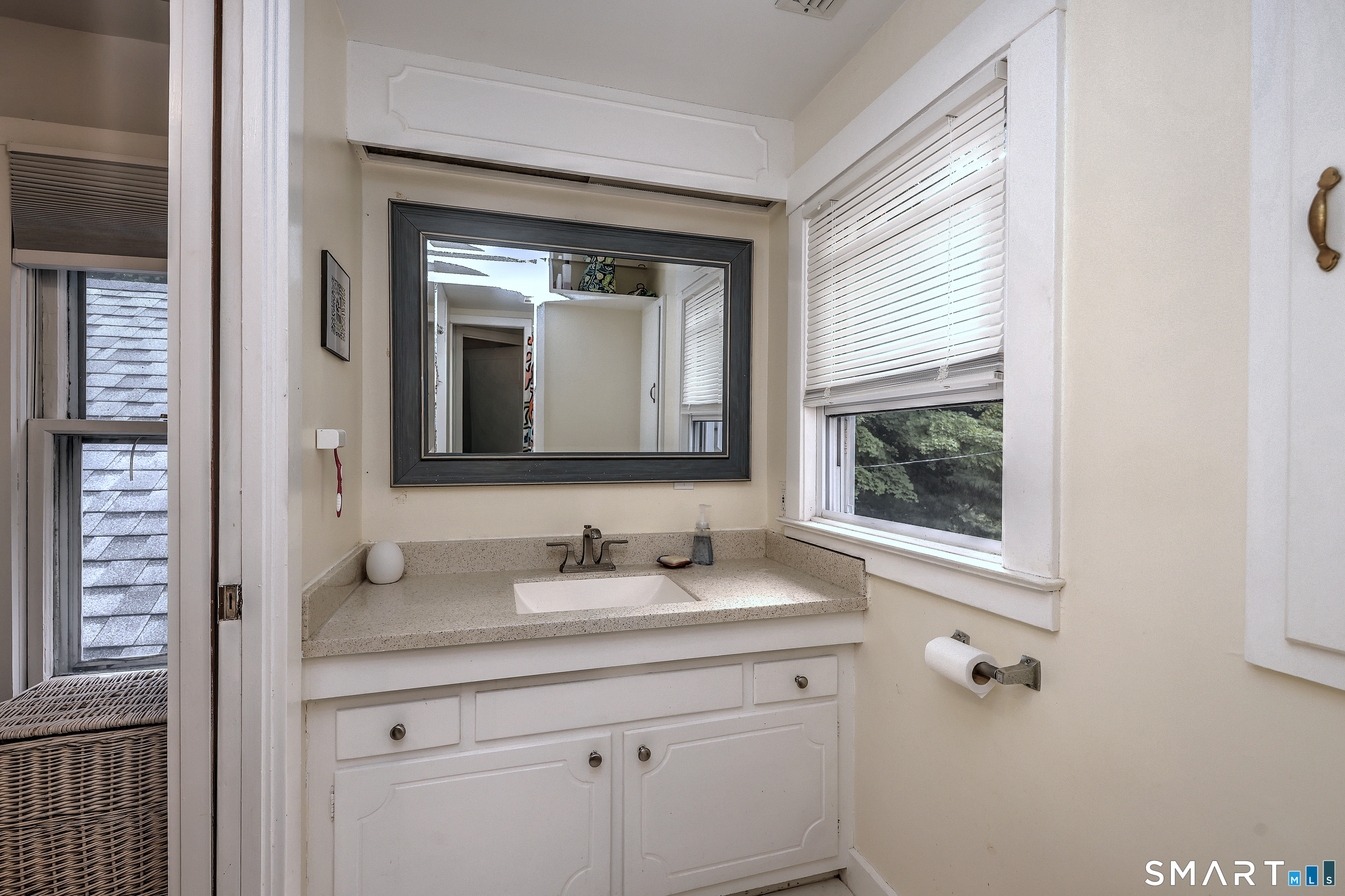475 West Woods Road Hamden, CT 06518 - Photo 23 of 36 Gallery Image 23