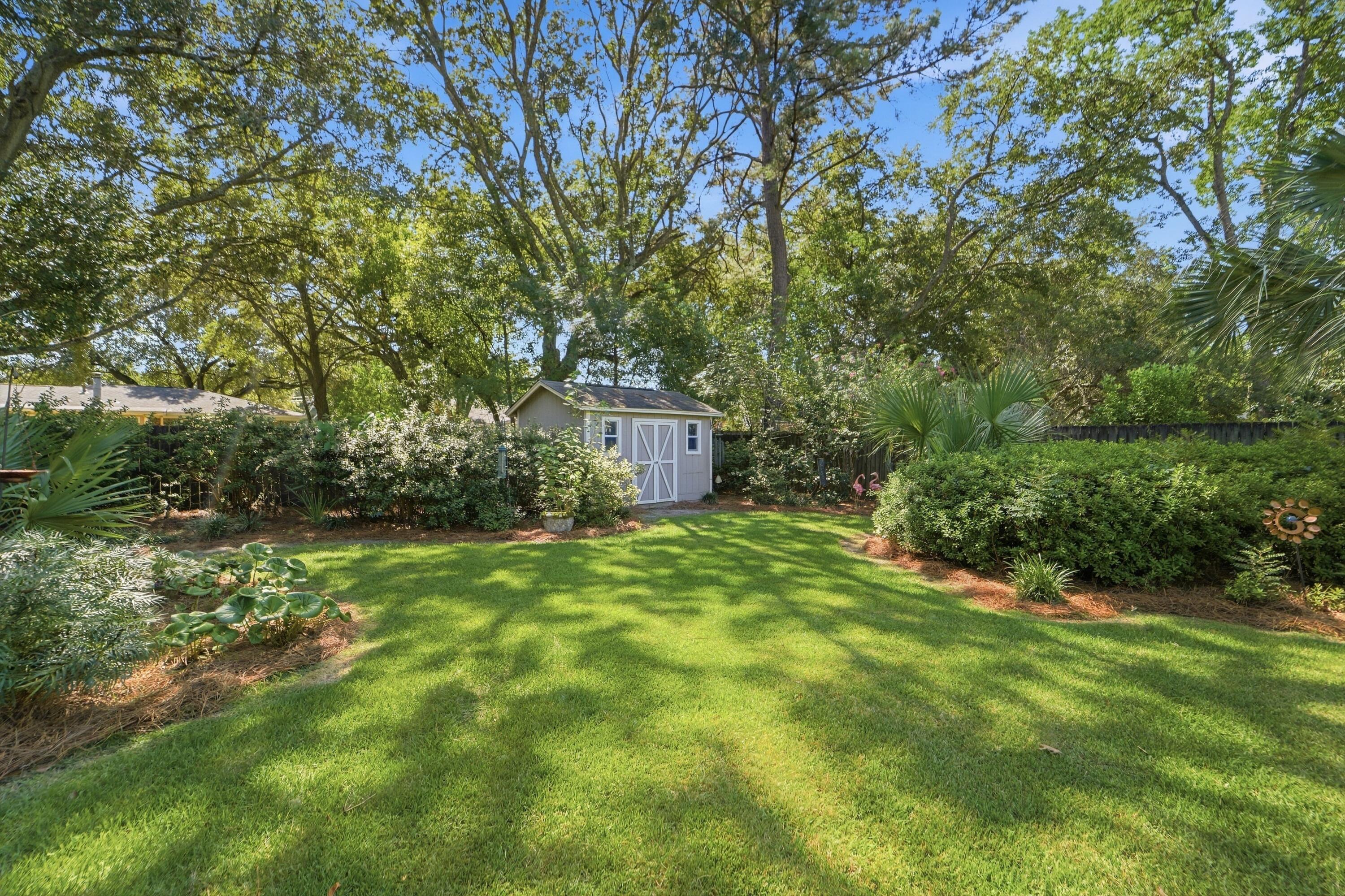 1894 Ashley Hall Road Charleston, SC 29407 - Photo 7 of 59 Gorgeous Landscaping