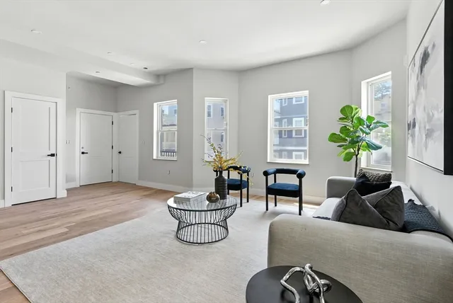 $3,400 | 34 Woodford Street, Unit 1, Boston, MA 02125