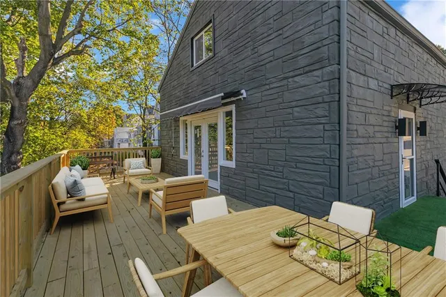 $379,000 | 601 Center Avenue, Pittsburgh, PA 15202